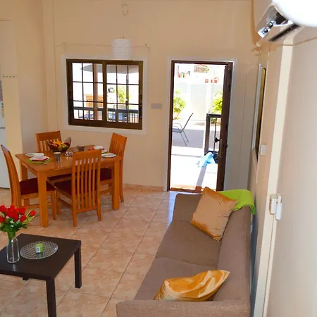 Marina Luxury - Pearl Villa Ayía Nápa