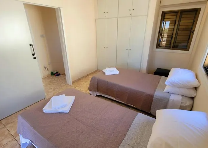 Marina Luxury - Pearl Ayia Napa