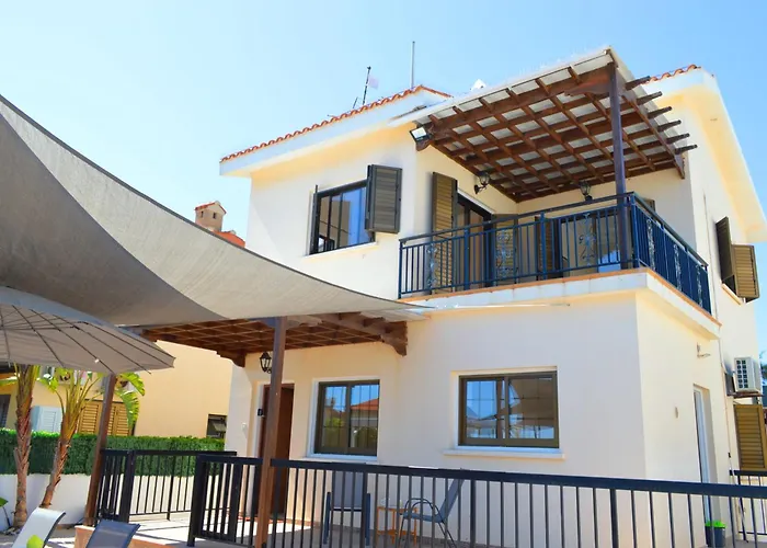 Marina Luxury - Pearl * Ayia Napa